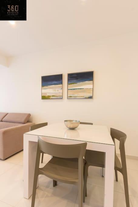 Modern 2Br Apt In The Quaint Village Of Marsaskala & Ac By 360 Estates Eksteriør billede
