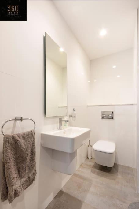 Modern 2Br Apt In The Quaint Village Of Marsaskala & Ac By 360 Estates Eksteriør billede
